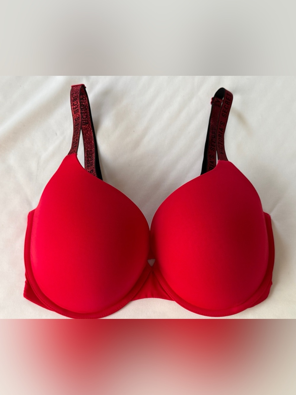 Victoria's Secret Red T-Shirt Bra  34DDD
